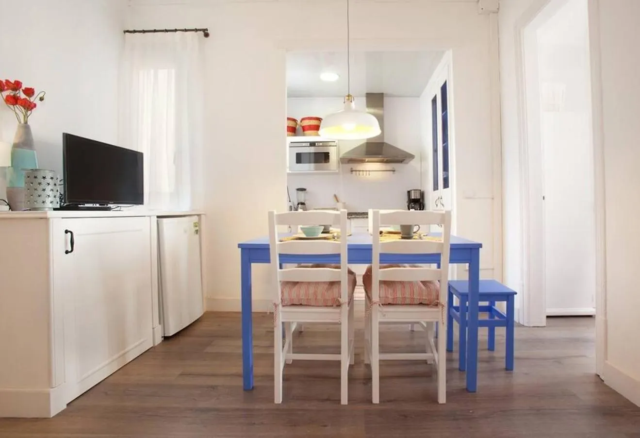 Apt In 22 Close To The Beach 바르셀로나