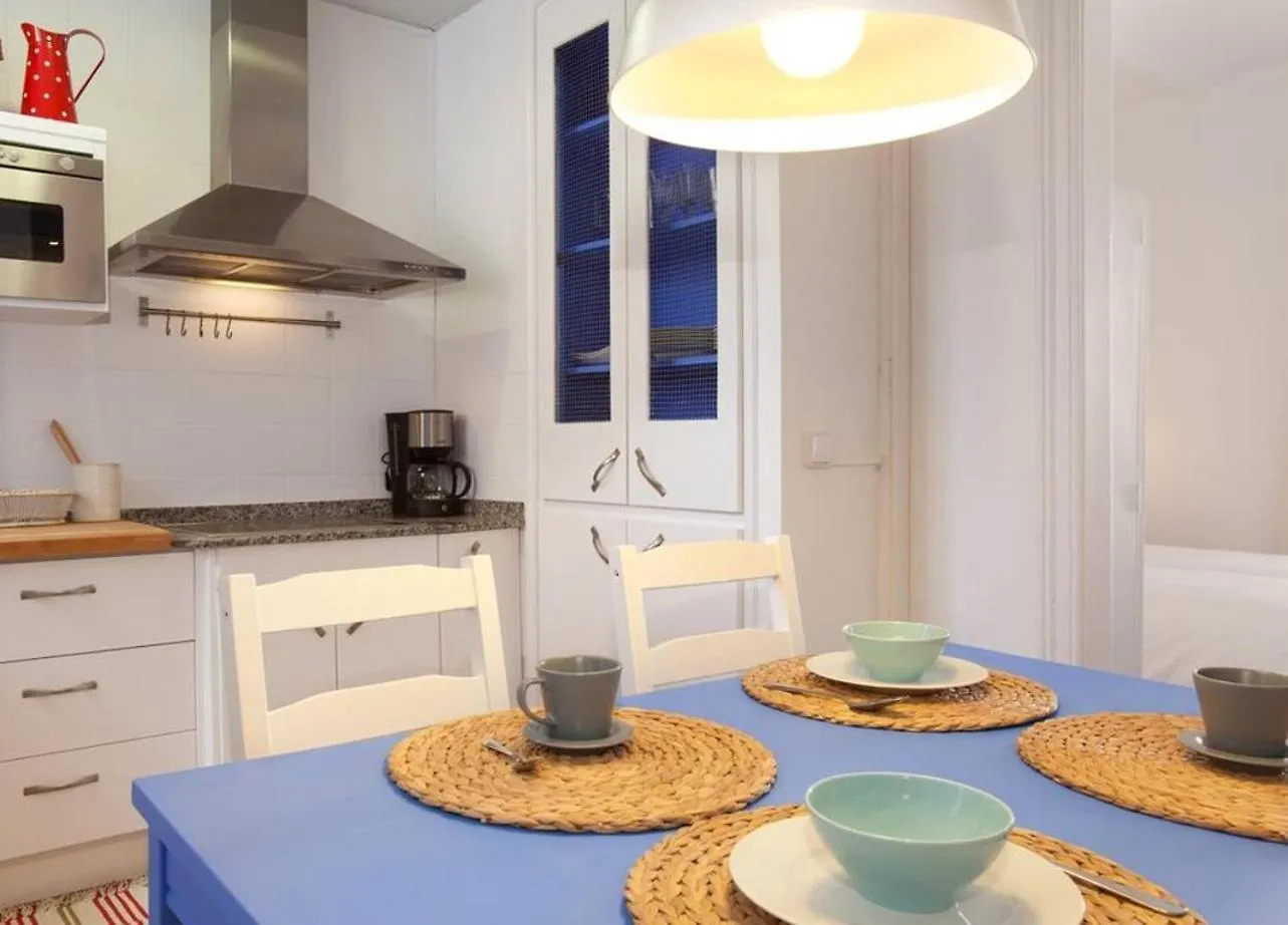 Apt In 22 Close To The Beach 바르셀로나 0*,